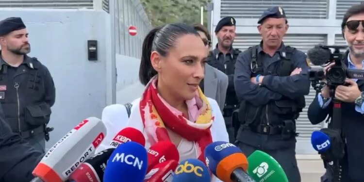 Delegacioni i partisë Fratelli d’Italia viziton kampin e Gjadrit: Po funksionon në kapacitet të plotë