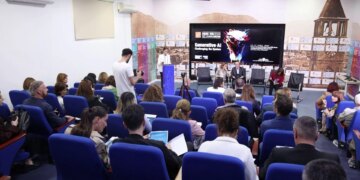 Ditët e Studimeve Shqiptare / UET bëhet epiqendër e debatit ndërkombëtar mbi Inteligjencën Artificiale gjeneruese