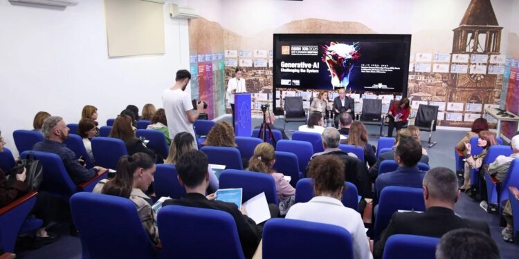 Ditët e Studimeve Shqiptare / UET bëhet epiqendër e debatit ndërkombëtar mbi Inteligjencën Artificiale gjeneruese