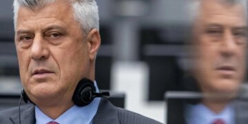 Do t’i shërbej shtetit, tha Thaçi nga paraburgimi në Hagë: Kam lënë pas garën politike, jo jetën politike.