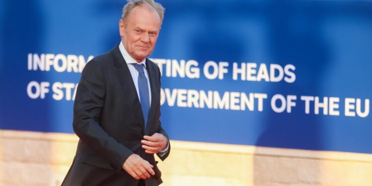 Donald Tusk thumbon Viktor Orban: Më në fund, për herë të parë Samiti pa rusë