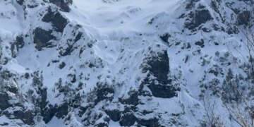 Dy turistë belgë bllokohen për më shumë se 4 orë në Qafën e Valbonës, ndërhyn ekipi shpëtimit