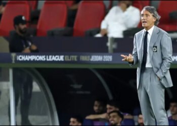 E pabesueshme në Katar: Al Sadd i Mancini rrezikon të humbasë titullin që sapo festoi