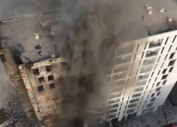 Ekspertët: Dështuan kontrollet ndaj zjarrit; materiale jashtë standardeve dhe sisteme të paefektshme të mbrojtjes