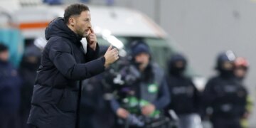 Fenerbahçe në kaos: shkarkohet Domenico Tedesco, mbyllet edhe epoka pas Mourinhos si e dështuar