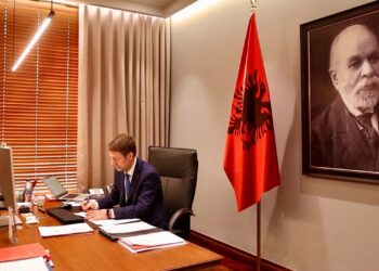 Ferit Hoxha: Kosova nuk është e vetme; çdo cenim i sigurisë së Prishtinës është cenim edhe për Tiranën