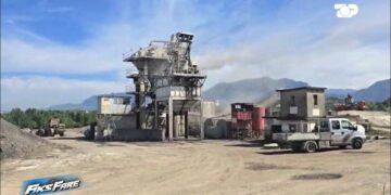 Fiks Fare/ Fabrika e asfaltit ndot dhe 'helmon' lagjen në Kamëz, firma justifikohet se ka bërë vetëmonitorim