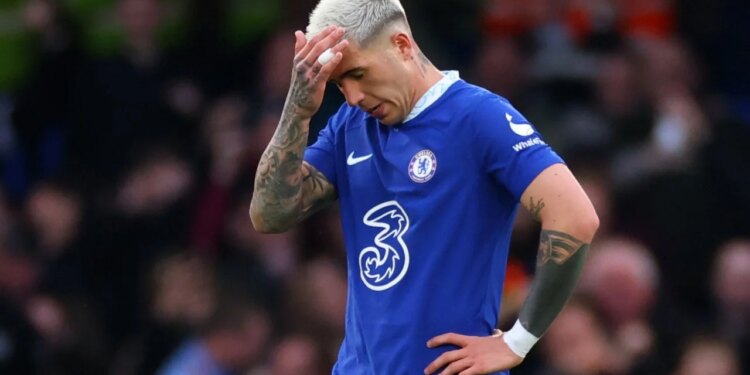 Flirtoi me Real Madridin dhe u pezullua nga klubi; Chelsea e fal Enzo Fernandezin