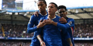 Flitet vetëm për Alvarez, por Barcelona ndjek yllin e Chelseas