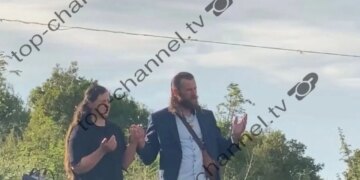 Foto/ Bashkëshortët që mbetën të vrarë në Balldre u goditën me breshëri plumbash teksa ktheheshin për në banesë