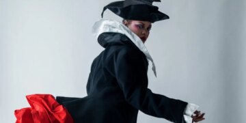 Foto: Vajza e Rihannës në kopertinën e revistës W, debutim i rrallë me nënën në set mode luksi