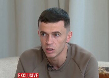 "Futbolli ka një pamje të padrejtë": Jasir Asani ndan përjetimet e tij në Varshavë, situatën në Iran dhe mundësinë e transferimit te Partizani.