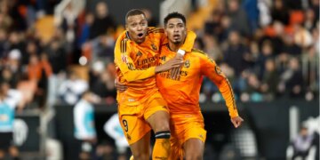 Futbollistët dhe trajnerët me paga më të larta në çdo ligë, sipas ‘L'Equipe’