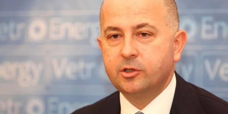 Gjykata e Posaçme e shqipti një dënim prej 11 vitesh burg për biznesmenin Rezart Taçi, i cili u shpall fajtor për pastrim parash në përfitim të mafies italiane.