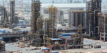 Goditje për Arabinë Saudite: Emiratet e Bashkuara Arabe tërhiqen nga Organizata e Vendeve Eksportuese të Naftës