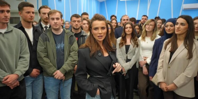 Grida Duma midis studentëve shqiptarë në Maqedoni: Ju bashkë, partitë shqiptare të përçara