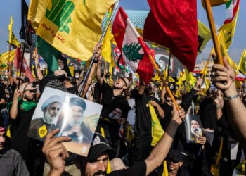 Hezbollahu përgjigjet pas akuzave të Macron për vrasjen e përfaqësuesit francez në Liban: Nuk kemi gisht