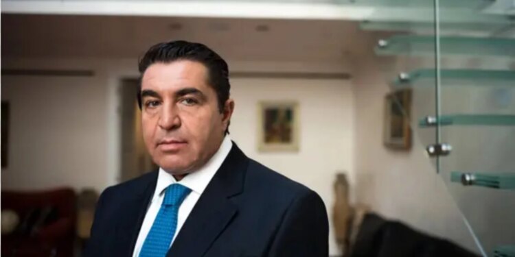 I dërguari i Trump, Zampolli: E kam zemrën e kaltër; ndoshta Abodi ëndërron Italinë në Botëror