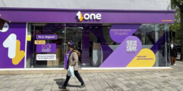 Nën alibinë e inflacionit, ONE Albania “vjedh”shqiptarët, tarifat rriten, qytetarët paguajnë faturën