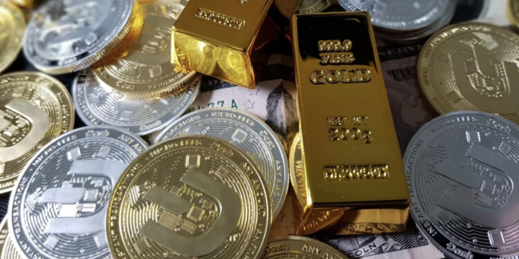 ‘Parajsa’ miliona euroshe e ngritur përmes call center në Tiranë/ Zbërthehet zinxhiri mashtrues, djali merrte kriptomonedha, babai ia këmbente në para te biznesi i tij