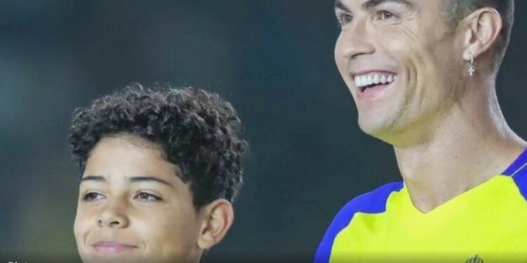 Ideja bujshme e Al Nassr: Cristiano Ronaldo luan në skuadrën e parë me të birin