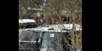 Incidente jashtë Allianz Arena para ndeshjes Bayern-Stuttgart, policia arreston 100 tifozë