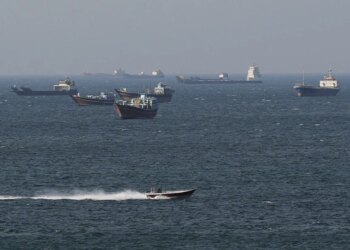 Irani paralajmëron se kontrolli i Ngushticës së Hormuzit është armë strategjike kundër Shteteve të Bashkuara