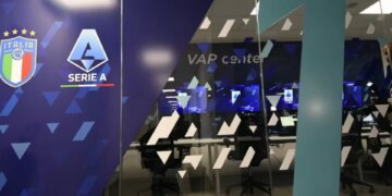 Jo vetëm trokitje — Në sallën VAR kodi sekret ishte Gioca Jouer