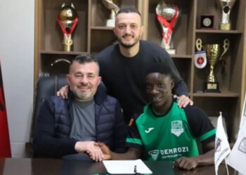 Kampionët e Shqipërisë konfirmojnë përforcimin e ri, mbrojtësi nigerian do të jetë gati për sezonin tjetër