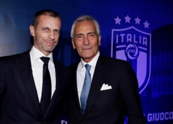Kaosi në futbollin italian pas eliminimit, Ceferin mbron Gravinën: Ai nuk mban fajin.