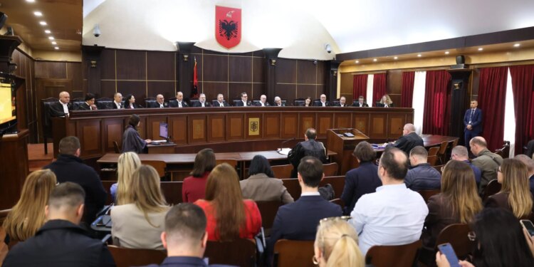 Kolegjet e Bashkuara mbajnë mbledhje, avokati Hasneziri nënvizon: Burgosja duhet të përbëjë opsionin e fundit.