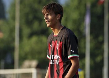 Kombëtarja Italiane, ish-futbollisti i Milanit shpreh shqetësim: Sistemi është i mangët, lojtarët gjenden në Serie C duke investuar 50 mijë euro