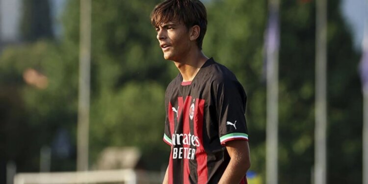 Kombëtarja Italiane, ish-futbollisti i Milanit shpreh shqetësim: Sistemi është i mangët, lojtarët gjenden në Serie C duke investuar 50 mijë euro