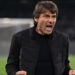 Konkurrenca për pozitat në pankinën italiane, Antonio Conte mbetet përpara Mancinit.