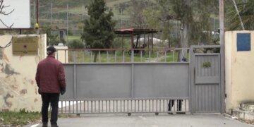 Kontroll në burgun e Peqinit; gjetje e disa dozave kokaine dhe transferim i dy të burgosurve të përjetshëm