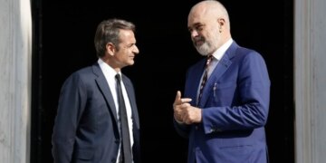 Kryeministri Rama udhëton sot në Athinë, pritet takim kokë më kokë me Mitsotakis për diskutime