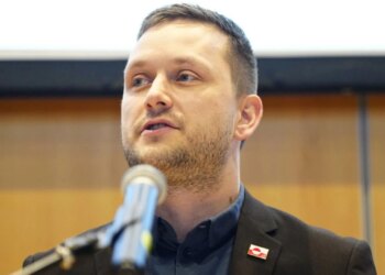 Kryeministri i Groenlandës reagon ndaj deklaratave të Trump: Ne jemi një komb krenar, jo thjesht një copë akulli.