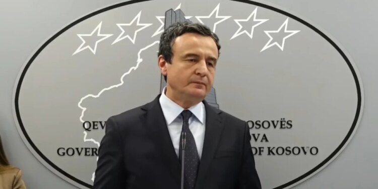 LDK paraqiti dokument me 15 firma për Vjosa Osmanin; Kurti: lista pa emër dhe pa qëllime të qarta