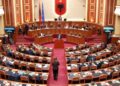 LIVE/ Alarmi i SHBA-së për kërcënimet nga Irani, diskutime në Parlament. Ministrat Hoxha e Lamallari shprehen: S’ka arsye për shqetësim. Opozita: Thirrni Këshillin e Sigurisë Kombëtare.