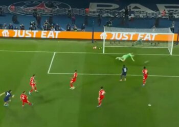 LIVE PSG-BAYERN/ Kvaratskhelia rikthen baraspeshën në spektakël në Paris (Video)