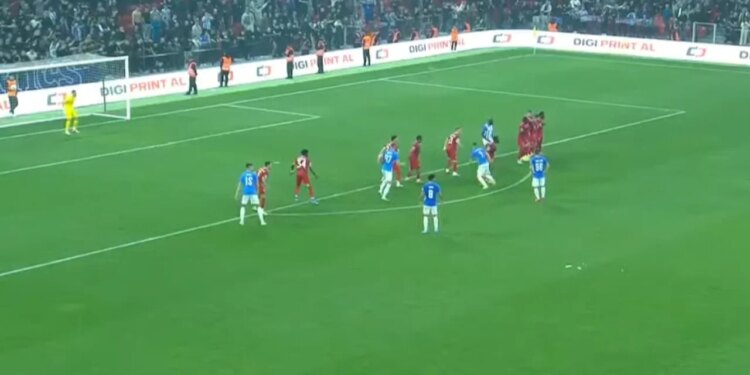 :LIVE Tirana-Partizani/ Gol spektakolar nga goditja e dënimit, bardheblutë përmbysin sfidën në minutat e fundit