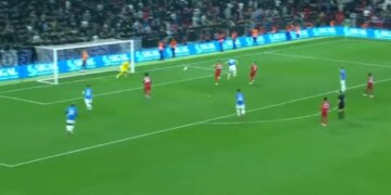 LIVE Tirana-Partizani/ Thyhet muri i kuq, bardheblutë rikthejnë baraspeshën në derbin e kryeqytetit