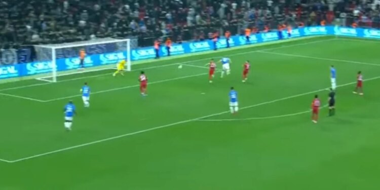 LIVE Tirana-Partizani/ Thyhet muri i kuq, bardheblutë rikthejnë baraspeshën në derbin e kryeqytetit