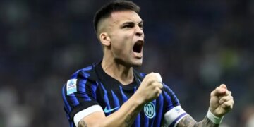 Lautaro Martinez kthehet në fushë dhe shënon menjëherë, duke u bërë shënuesi i tretë më i mirë në historinë e Interit.