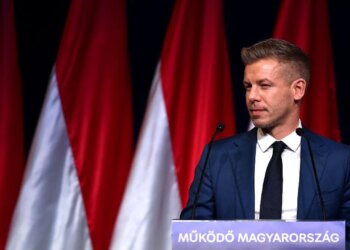 Lideri i opozitës shpall fitoren e zgjedhjeve: Faleminderit Hungari, heshtje në kampin e Viktor Orban
