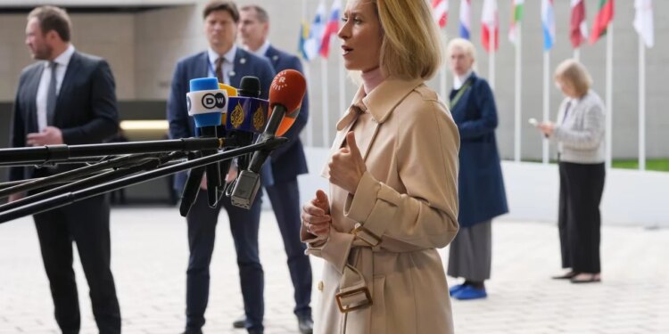 Liria e lundrimit, e panegociueshme, Kufizimet iraniane mbi transportin detar në Hormuz; Kallas: BE do të zgjerojë sanksionet