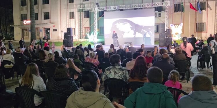 Lushnja organizon një koncert për të nderuar 87-vjetorin e lindjes së Vaçe Zelës, figurës simbol të muzikës shqiptare.