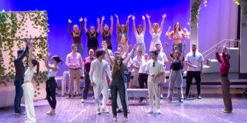Mamma mia në Tiranë, muzikali i njohur ngjitet në skenën e Universitetit të Arteve si produksion studentor
