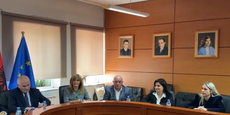 Marrëveshja për arsimin e lartë, forcohet partneriteti mes universitetit të Shkodrës dhe atij të Tiranës