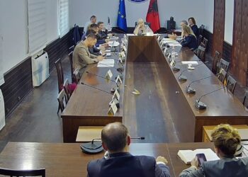 Mazhoranca rrëzon nismën e PD për naftën: kosto e lartë, mungon analiza financiare